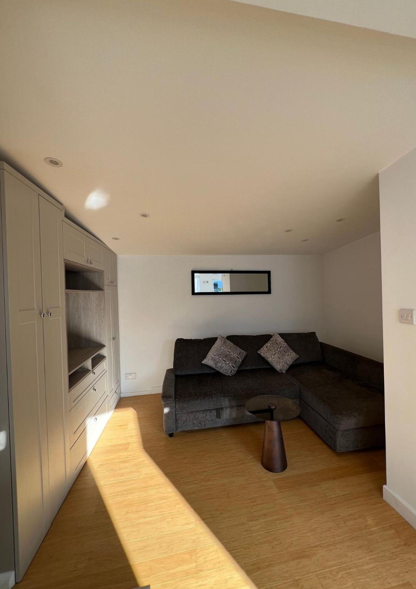 Modern Studio In Greenford, Free Wifi, Parking & Streaming Services Stadtteil Stadtteil Ealing Exterior foto
